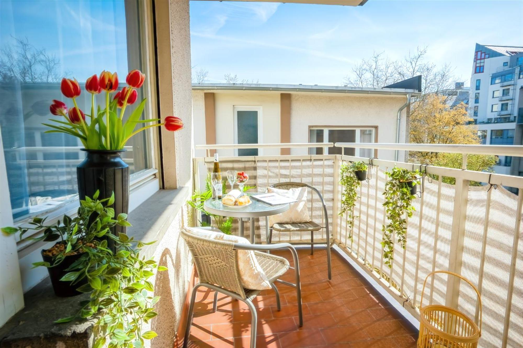 The Big Muenster Fuer Bis Zu 12, Whirlpool, Sauna, Zentral, Tischfussball, Balkon, Gasgrill Ulm Kültér fotó