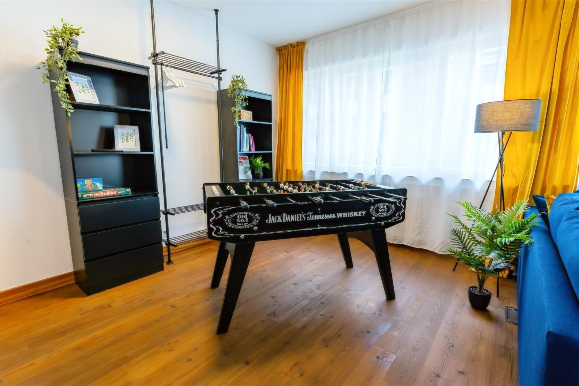 The Big Muenster Fuer Bis Zu 12, Whirlpool, Sauna, Zentral, Tischfussball, Balkon, Gasgrill Ulm Kültér fotó