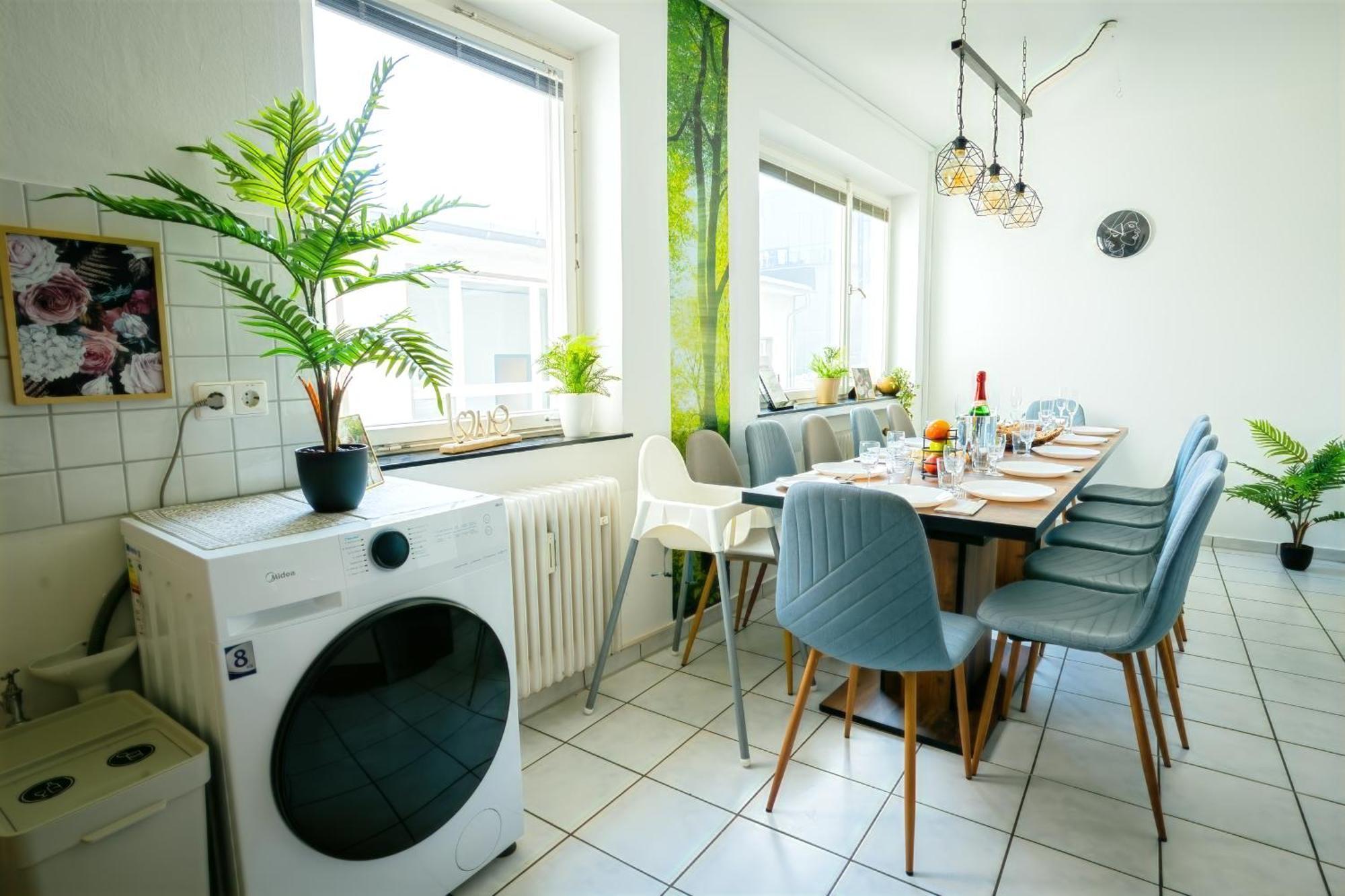 The Big Muenster Fuer Bis Zu 12, Whirlpool, Sauna, Zentral, Tischfussball, Balkon, Gasgrill Ulm Kültér fotó